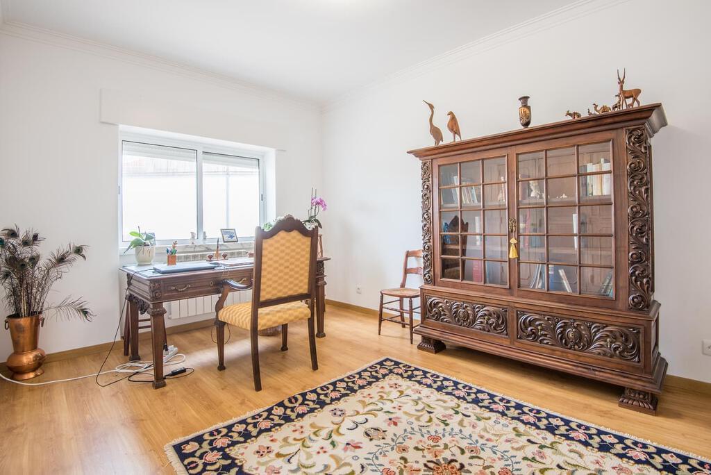 PF20852, Moradia T5, Sintra