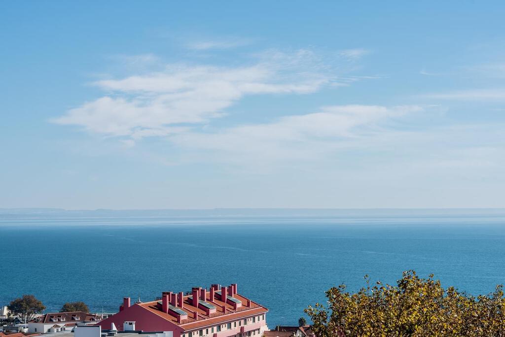 3 bedroom apartment with a swimming pool in gated community