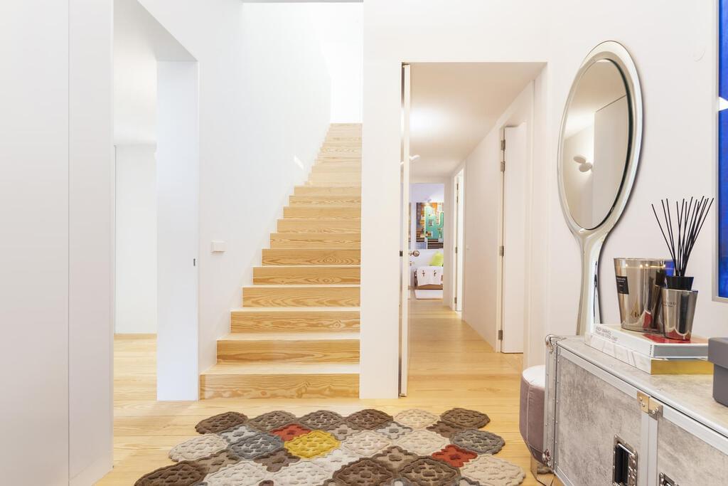 Apartamento T4 duplex com piscina em condomínio fechado