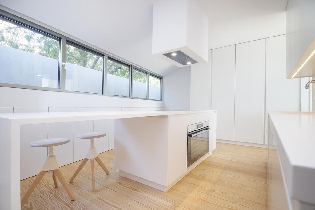 Apartamento T4 duplex com piscina em condomínio fechado