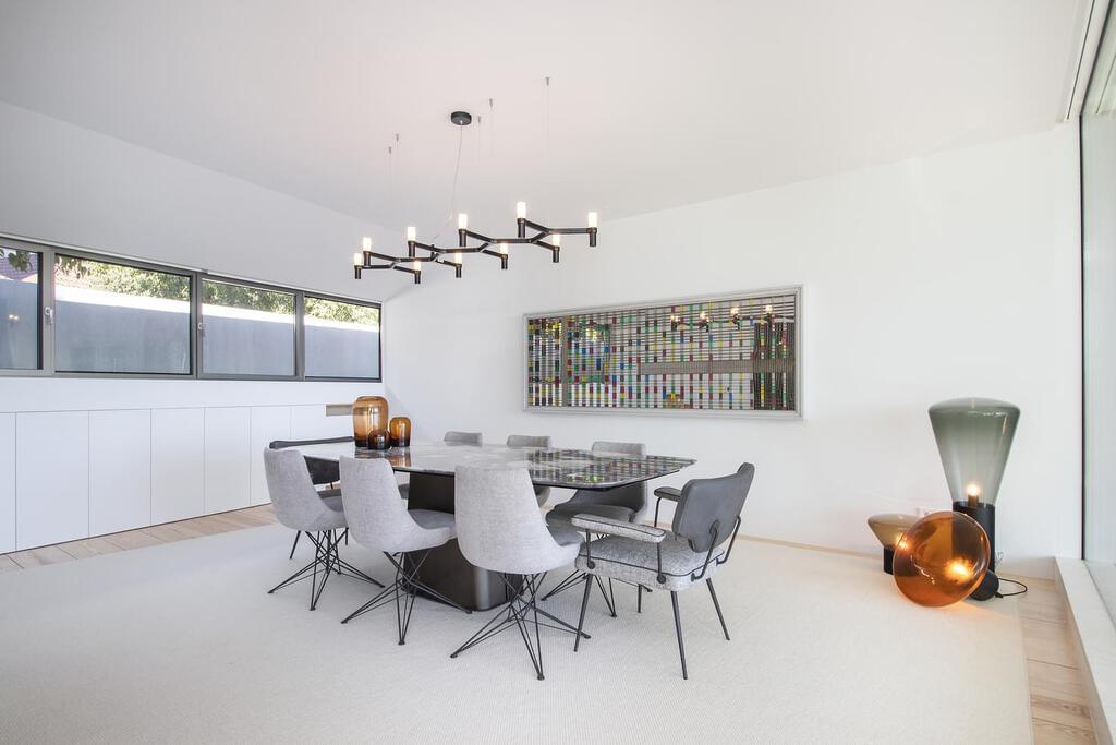 Apartamento T4 duplex com piscina em condomínio fechado