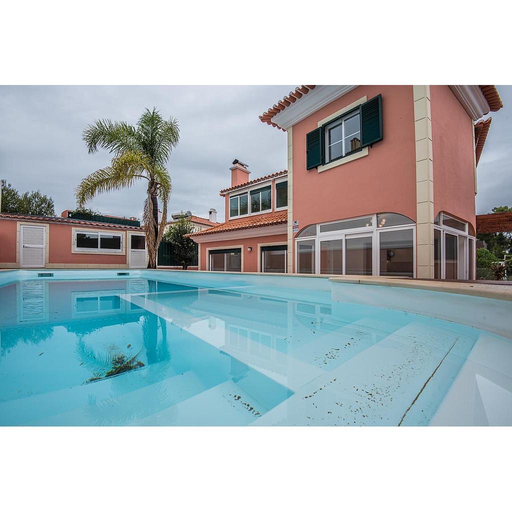 Moradia T5 com piscina, Birre, Cascais - Imagem 1