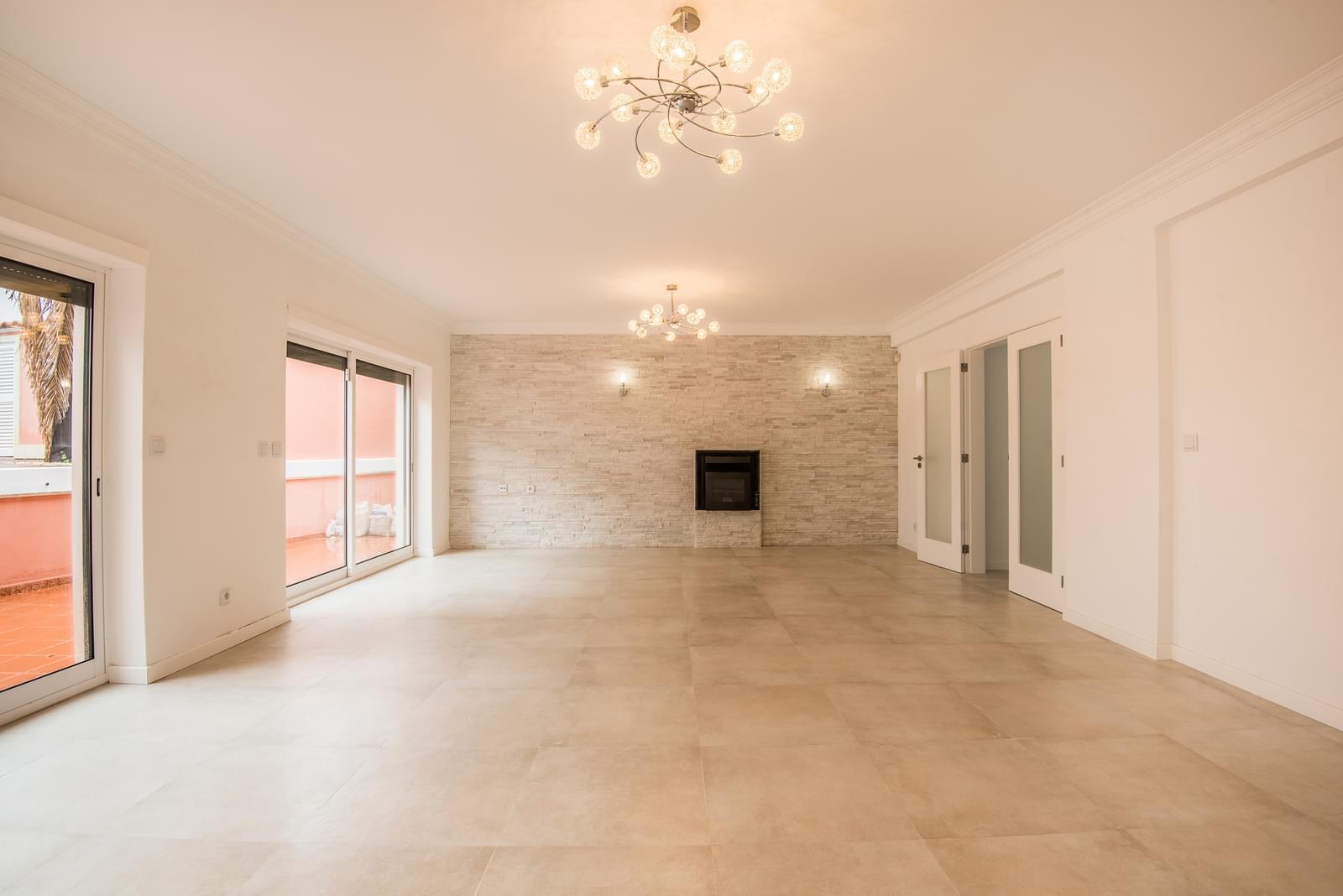 Moradia T5 com piscina, Birre, Cascais - Imagem 6