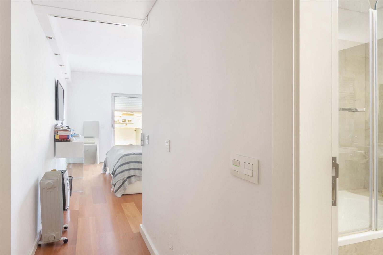 Apartamento T3 com piscina, Algés, Oeiras - Imagem 12