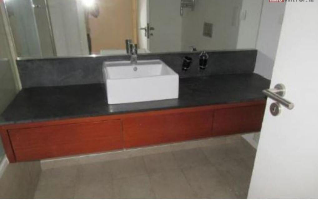 3 bedroom apartment with a swimming pool