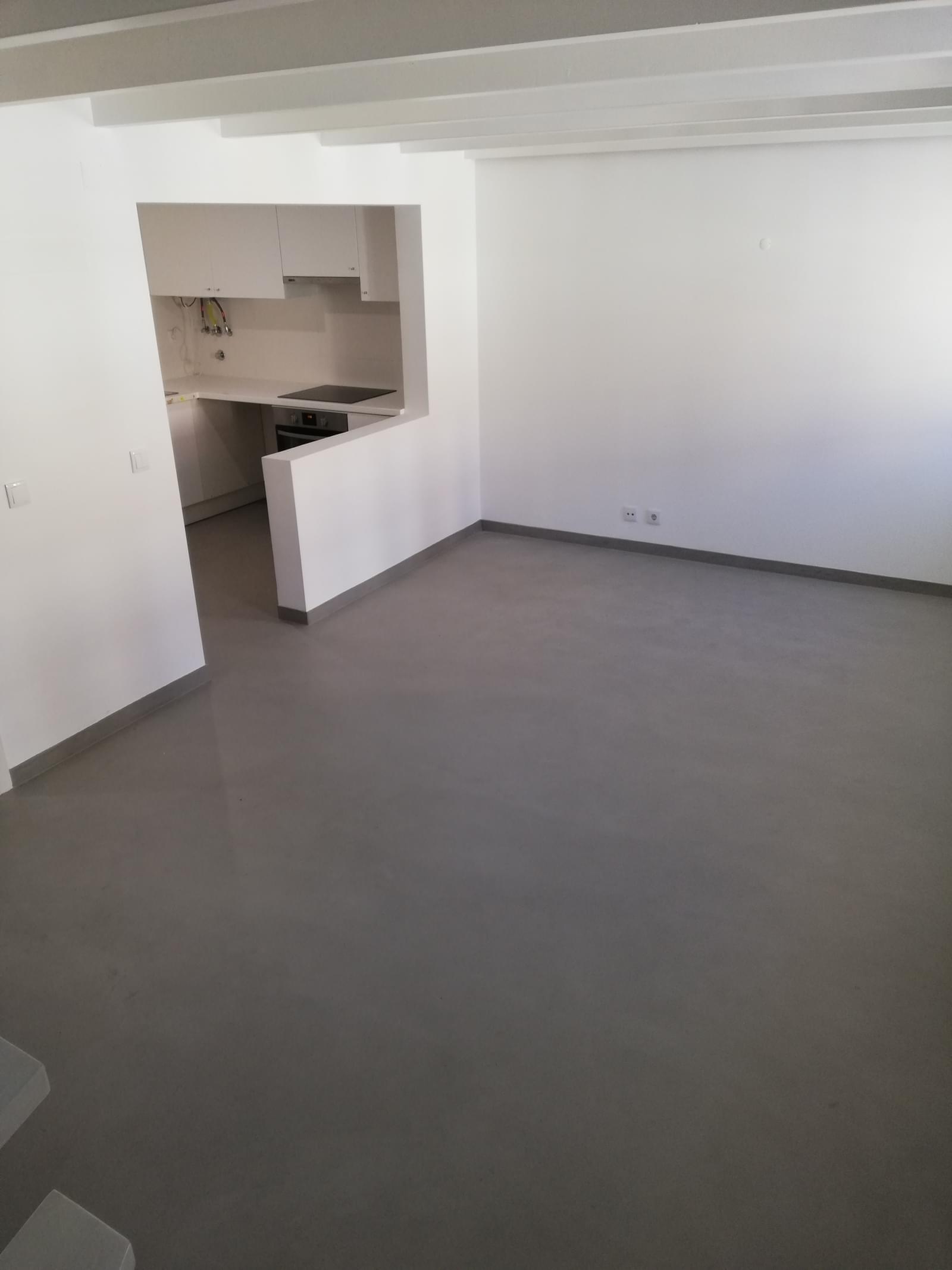 Apartamento T1 com estacionamento, Monte Estoril, Cascais - Imagem 2