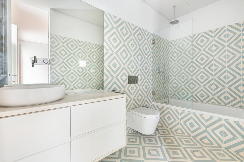 Apartamento T3 com estacionamento