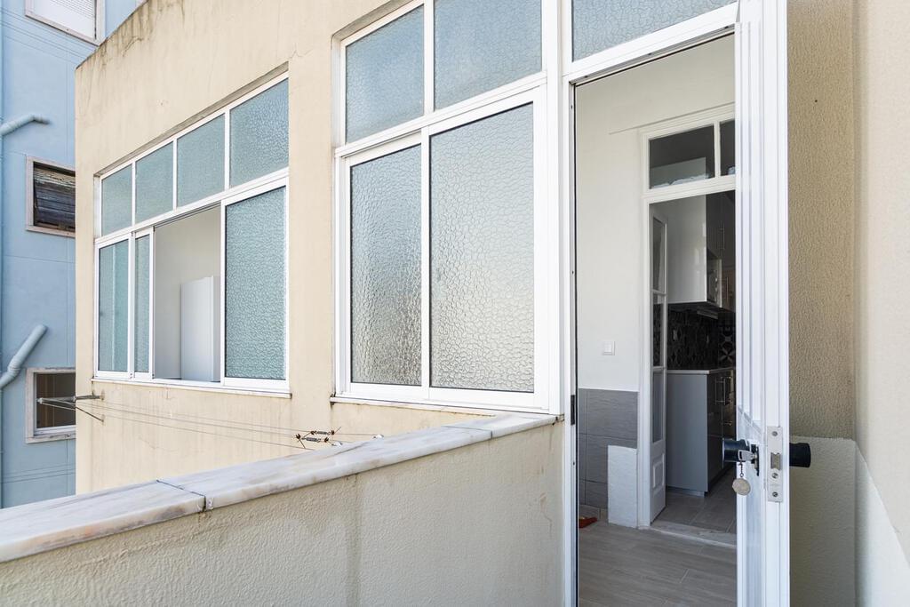 PF21723, Apartamento T5, Lisboa