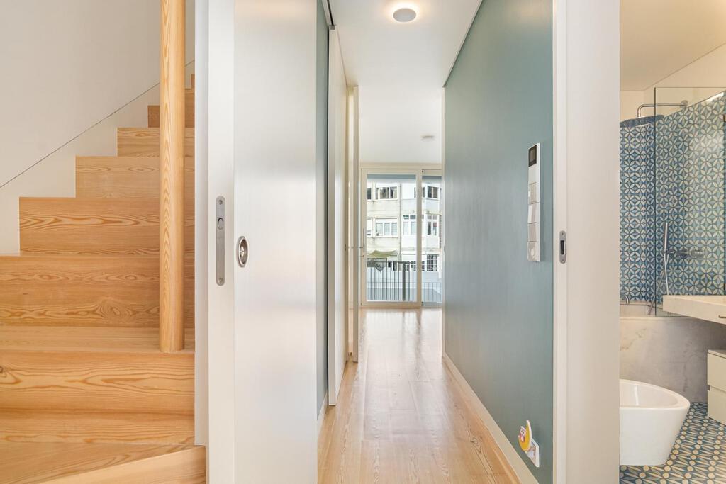 3 bedroom villa with parking