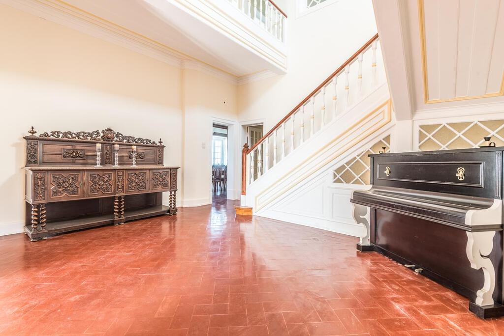 Moradia T10 com piscina