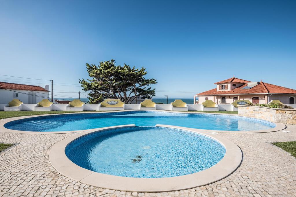 Moradia T10 com piscina