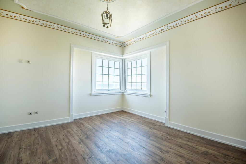 Moradia T10 com piscina