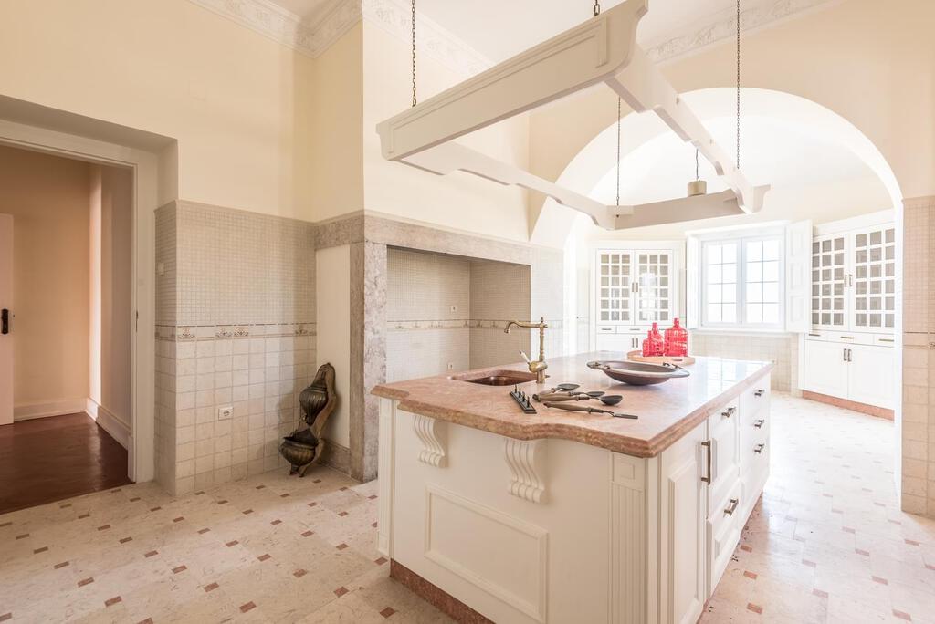 Moradia T10 com piscina