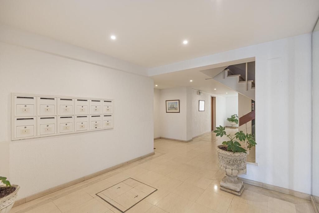 Appartement T2 duplex avec piscine dans un condominium fermé