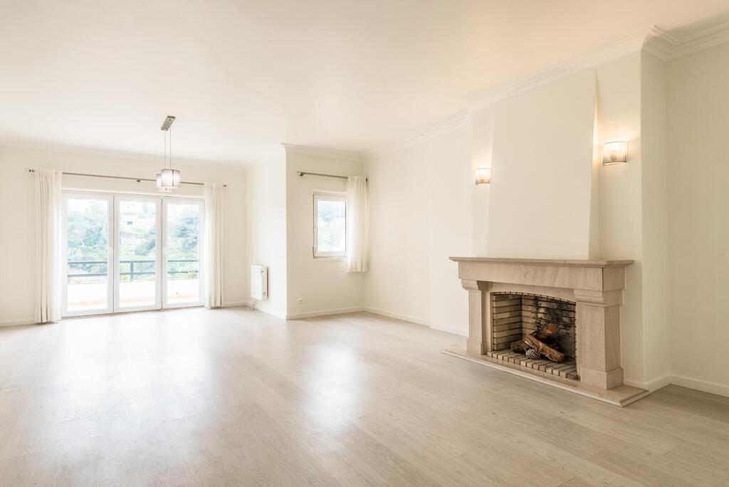 Apartamento T3 com estacionamento