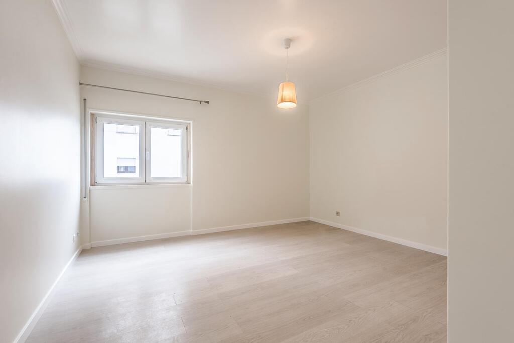 Apartamento T3 com estacionamento