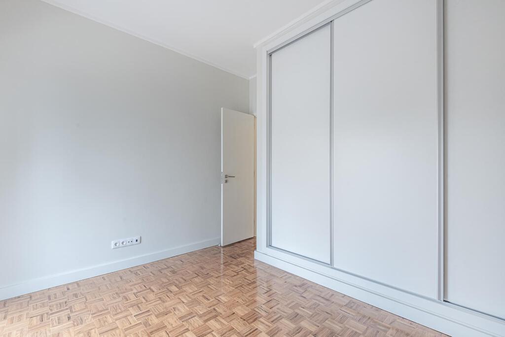 1 Bedroom Apartment with a view, Monte Estoril, Cascais