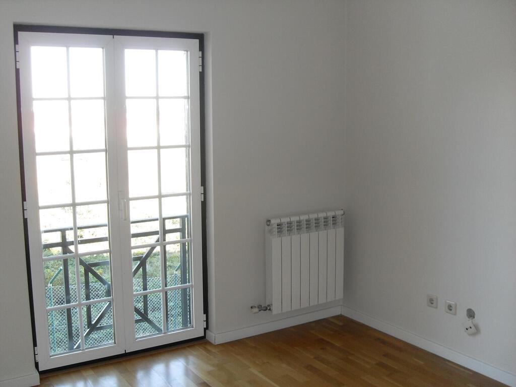 Appartement T3 avec piscine dans un condominium fermé