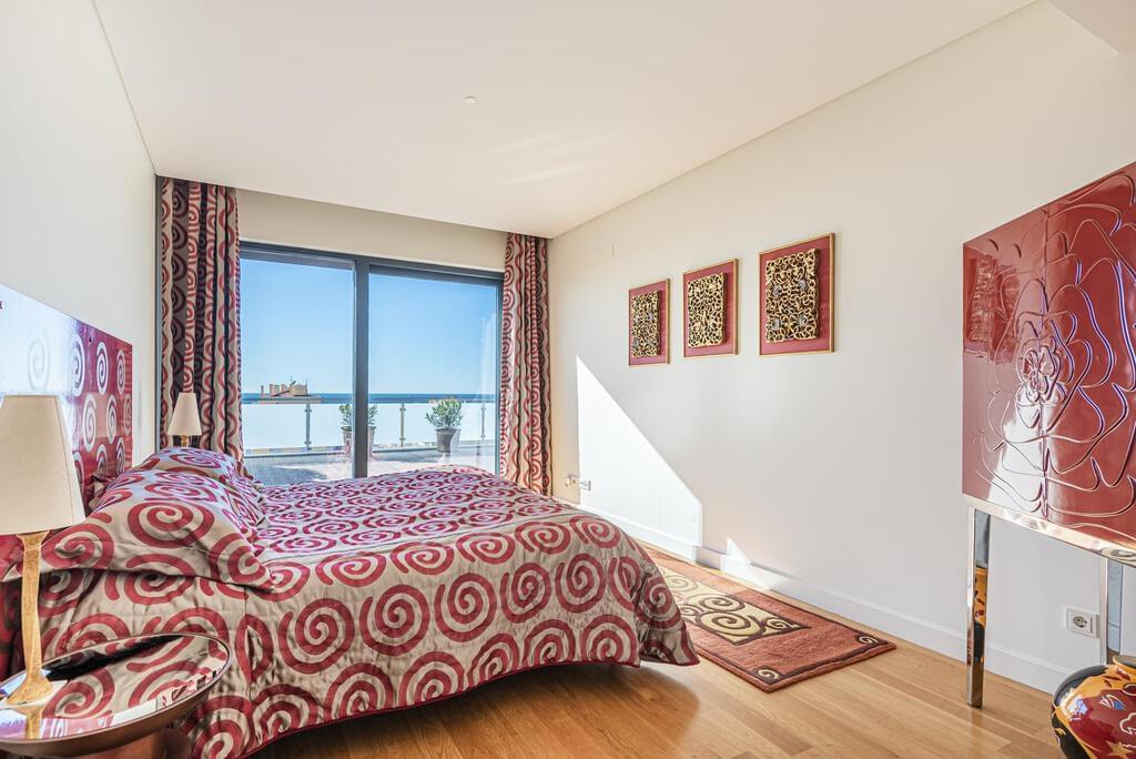 Maison normal T4+1 avec piscine dans un condominium fermé