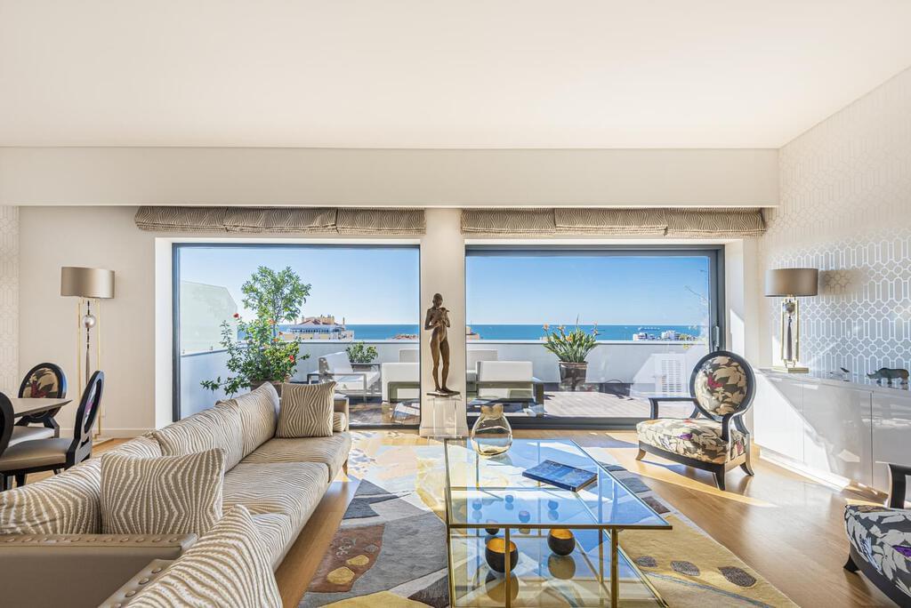 Maison normal T4+1 avec piscine dans un condominium fermé