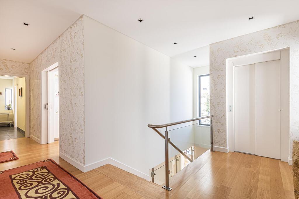 Maison normal T4+1 avec piscine dans un condominium fermé