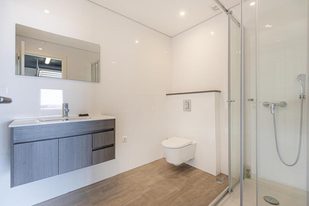 Maison normal T4+1 avec piscine dans un condominium fermé