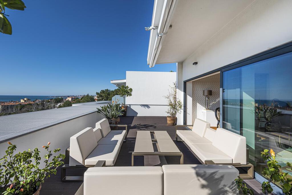 Maison normal T4+1 avec piscine dans un condominium fermé