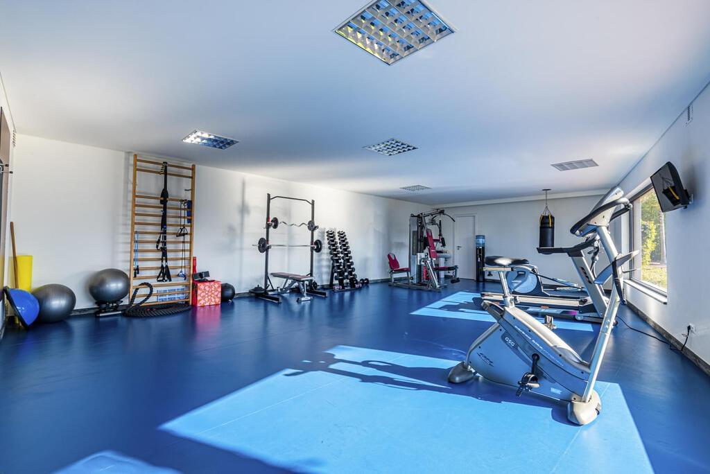 Maison normal T4+1 avec piscine dans un condominium fermé