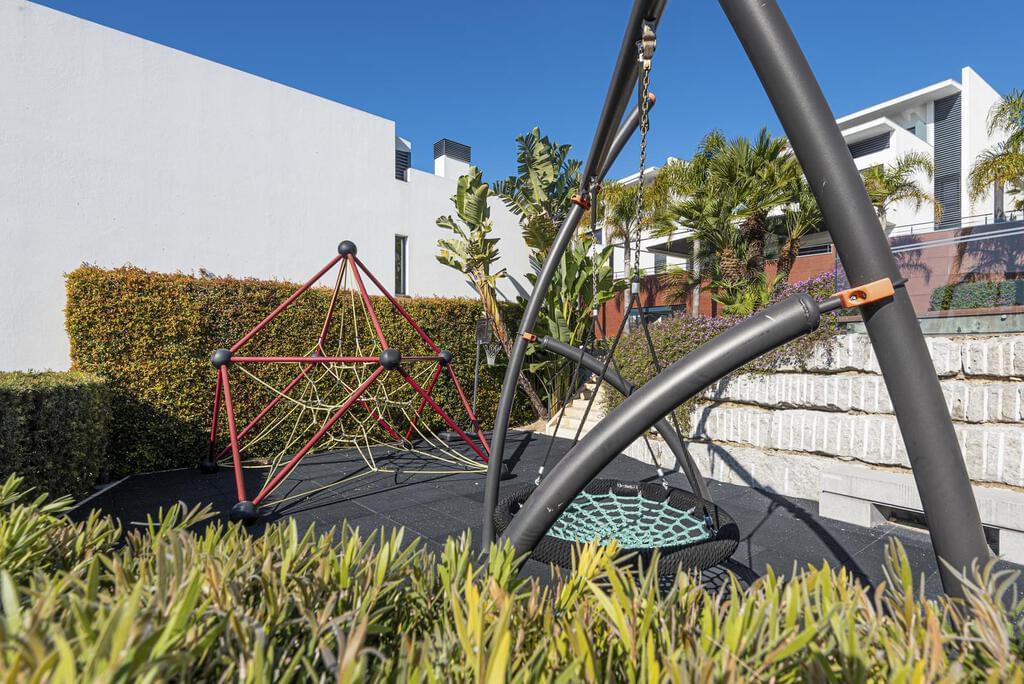 Maison normal T4+1 avec piscine dans un condominium fermé