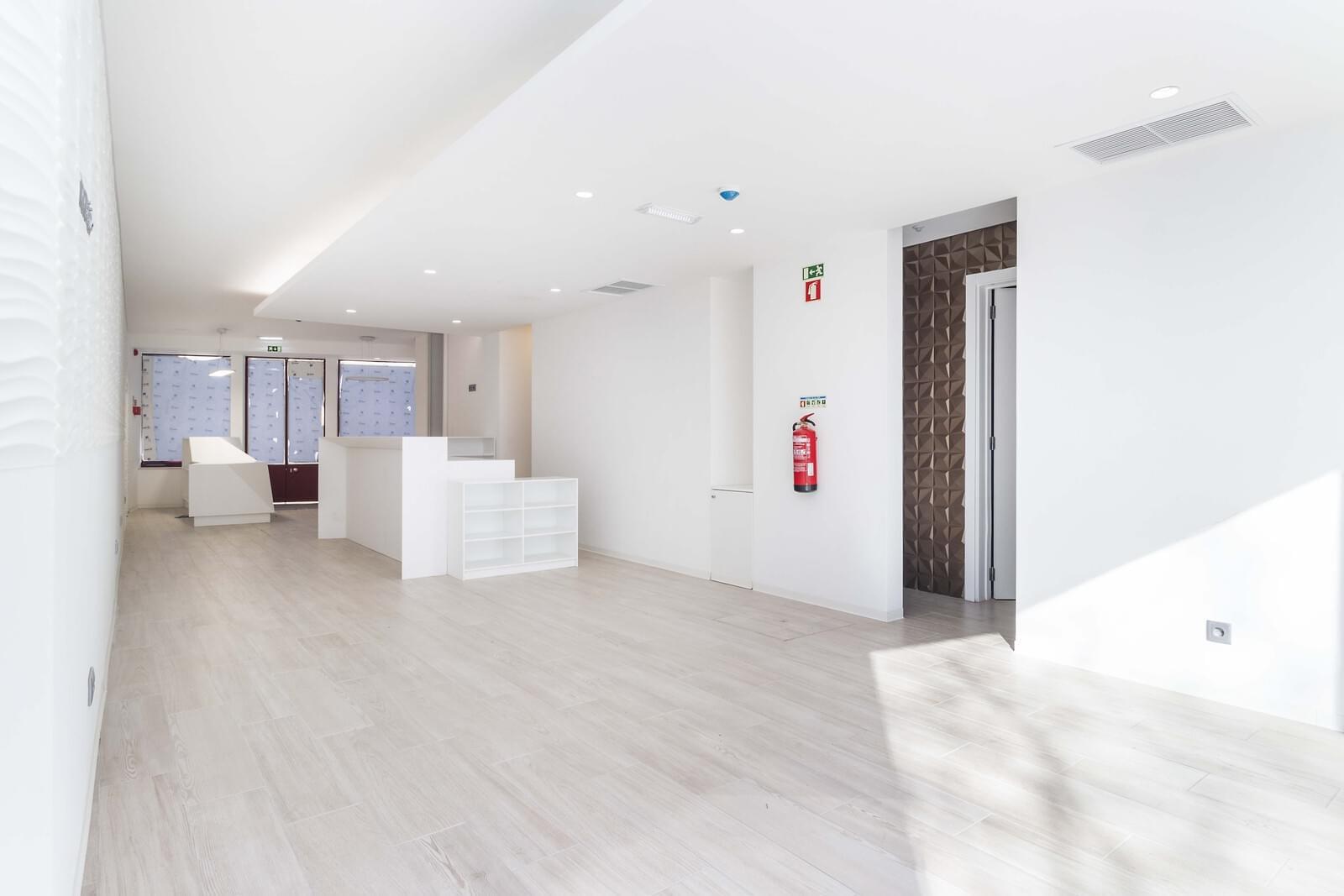 Prédio, São Vicente, Lisboa - Imagem 29