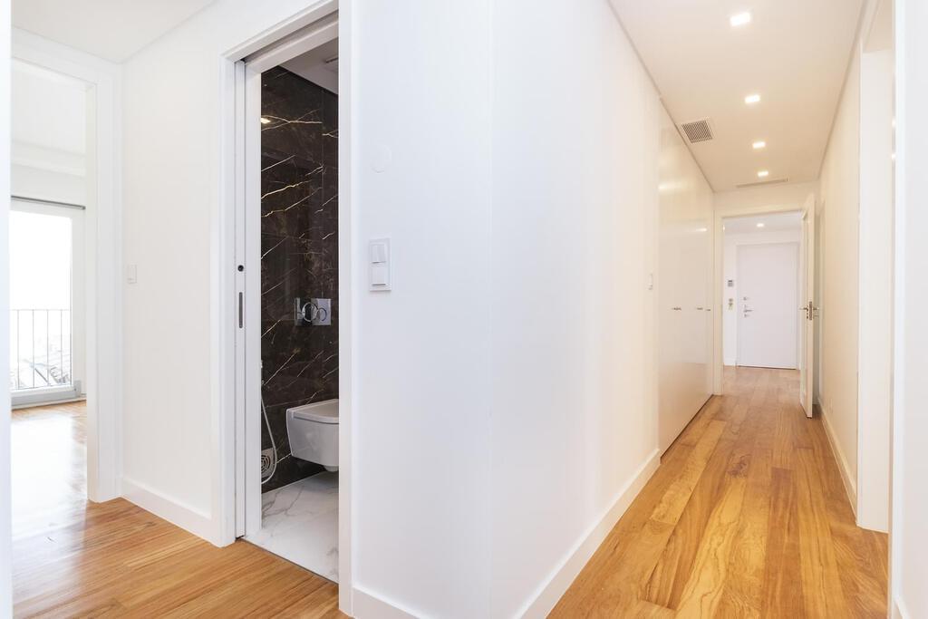 PF22030, Apartamento T4, Lisboa