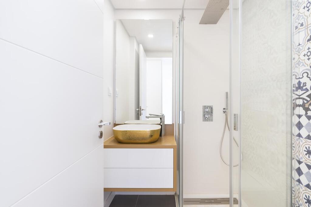 PF22030, Apartamento T4, Lisboa