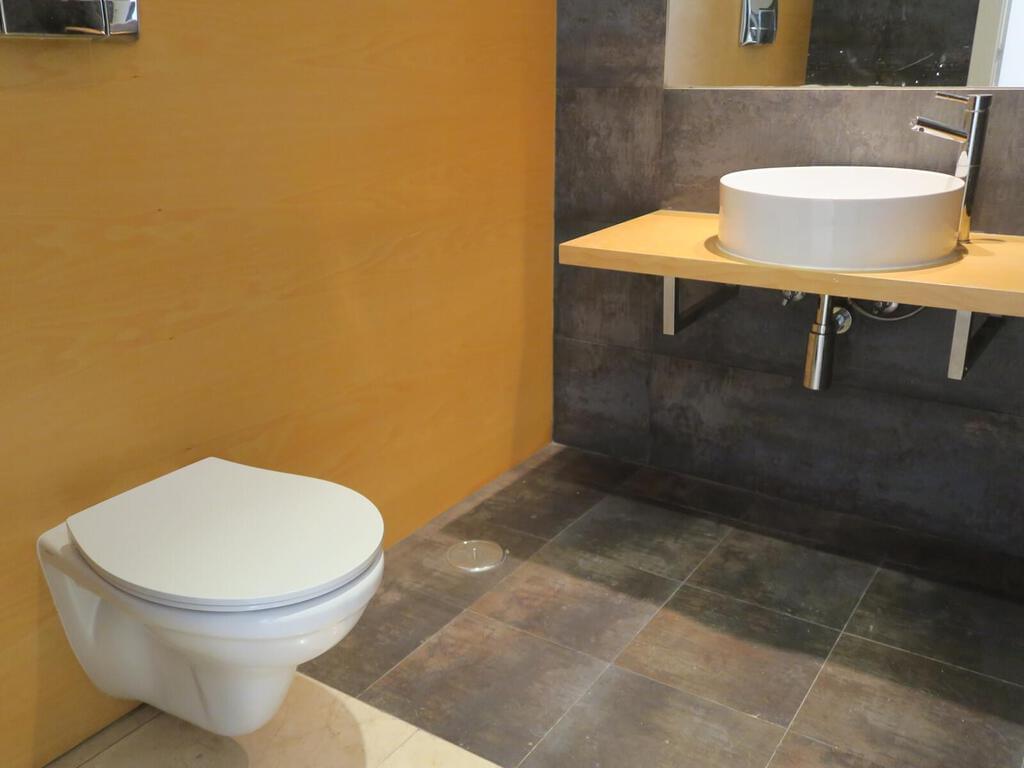 Appartement T3 duplex avec piscine dans un condominium fermé