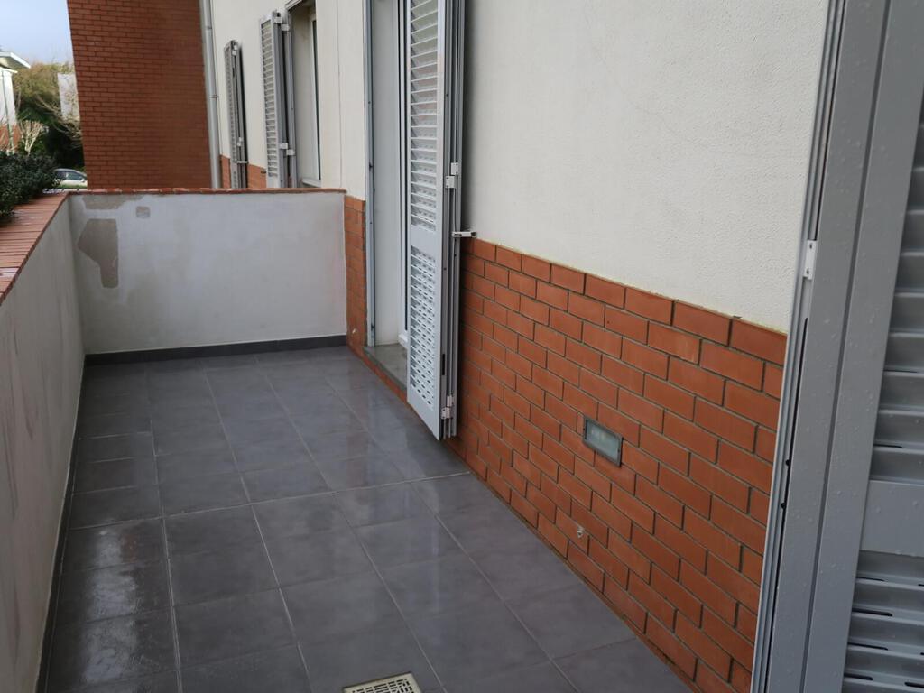 Appartement T3 duplex avec piscine dans un condominium fermé