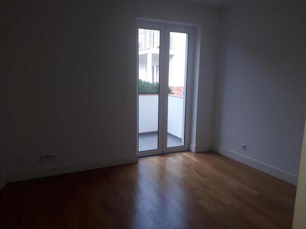 Appartement T3 avec piscine dans un condominium fermé