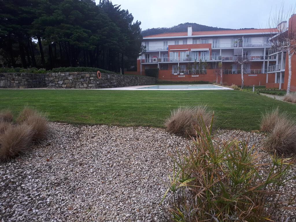 Appartement T3 avec piscine dans un condominium fermé