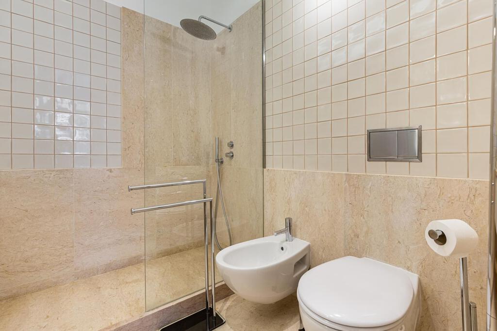 Two Bedroom Apartment Chiado