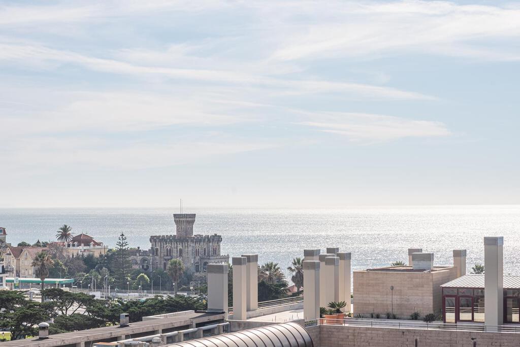 Apartamento T4+1 duplex com piscina em condomínio fechado