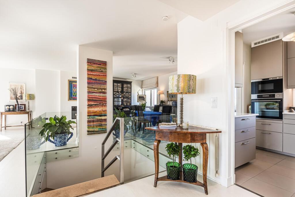 Apartamento T4+1 duplex com piscina em condomínio fechado