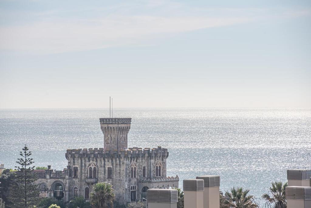 Apartamento T4+1 duplex com piscina em condomínio fechado