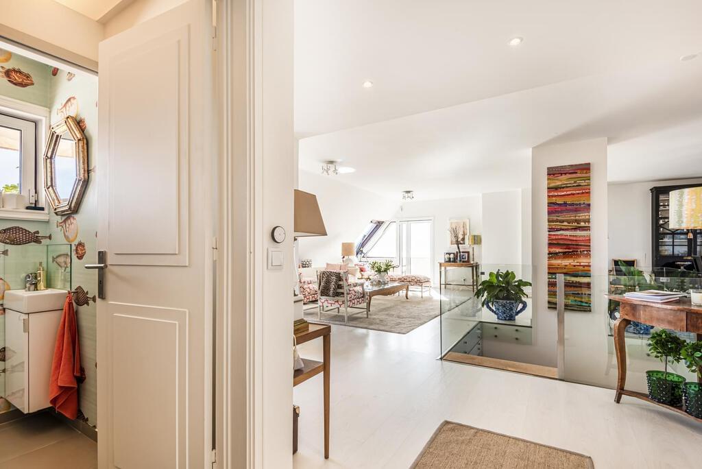 Apartamento T4+1 duplex com piscina em condomínio fechado