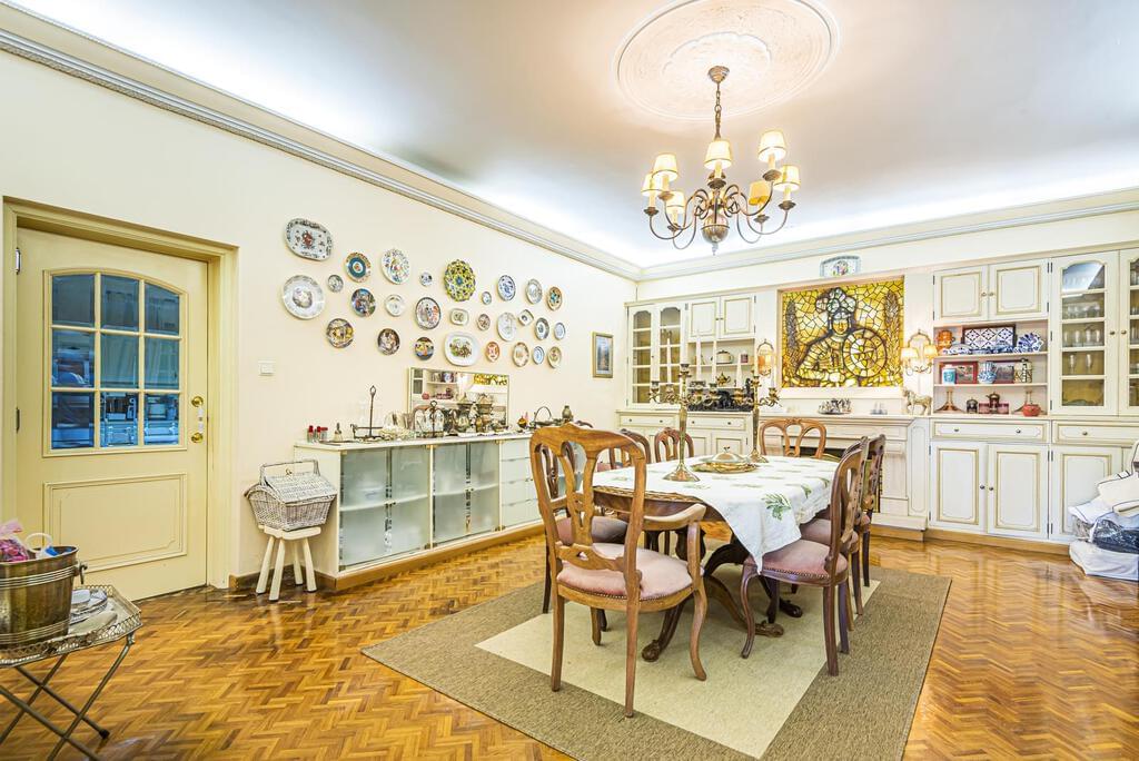 PF22149, Moradia T4, Oeiras