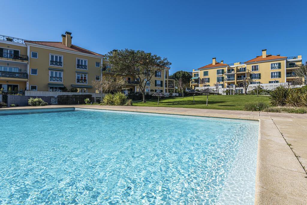 2 Bedroom Apartment with a view, Quinta da Beloura, Sintra