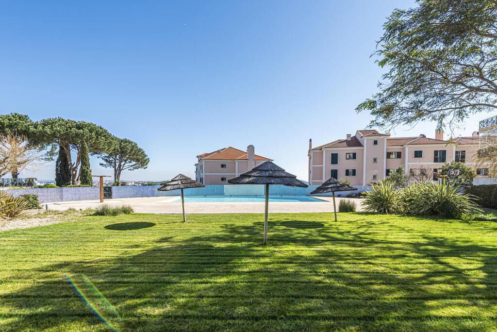 2 Bedroom Apartment with a view, Quinta da Beloura, Sintra