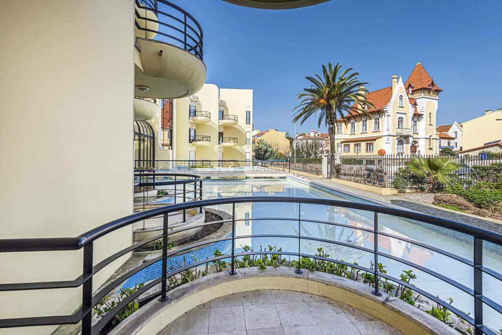 Appartement T2 avec piscine dans un condominium fermé