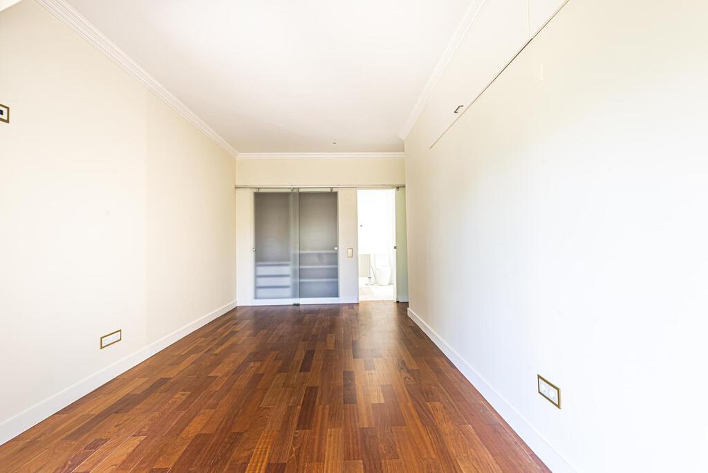 Appartement T2 avec piscine dans un condominium fermé