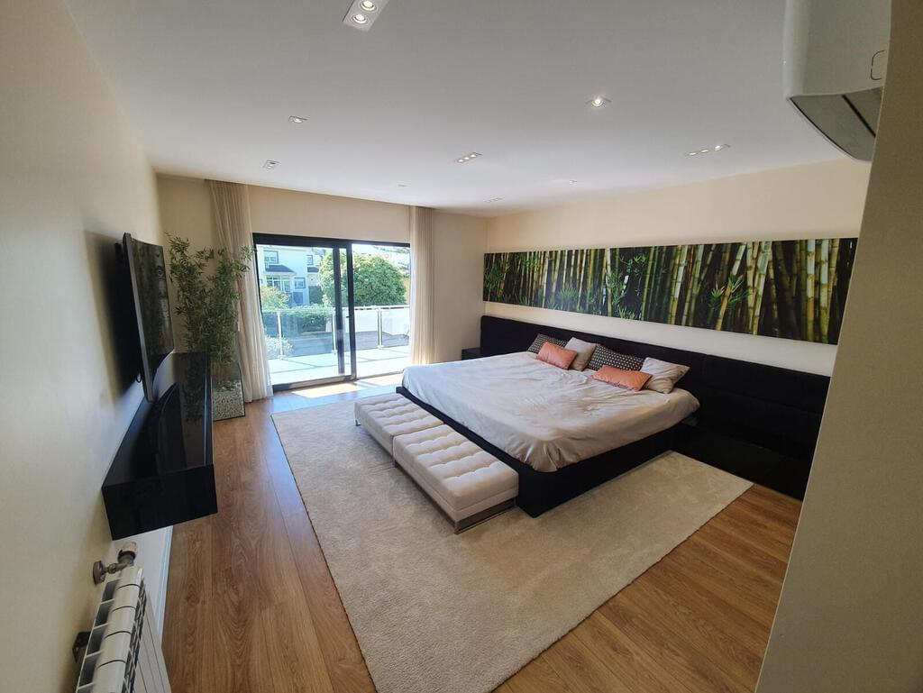 Moradia T4 na Parede