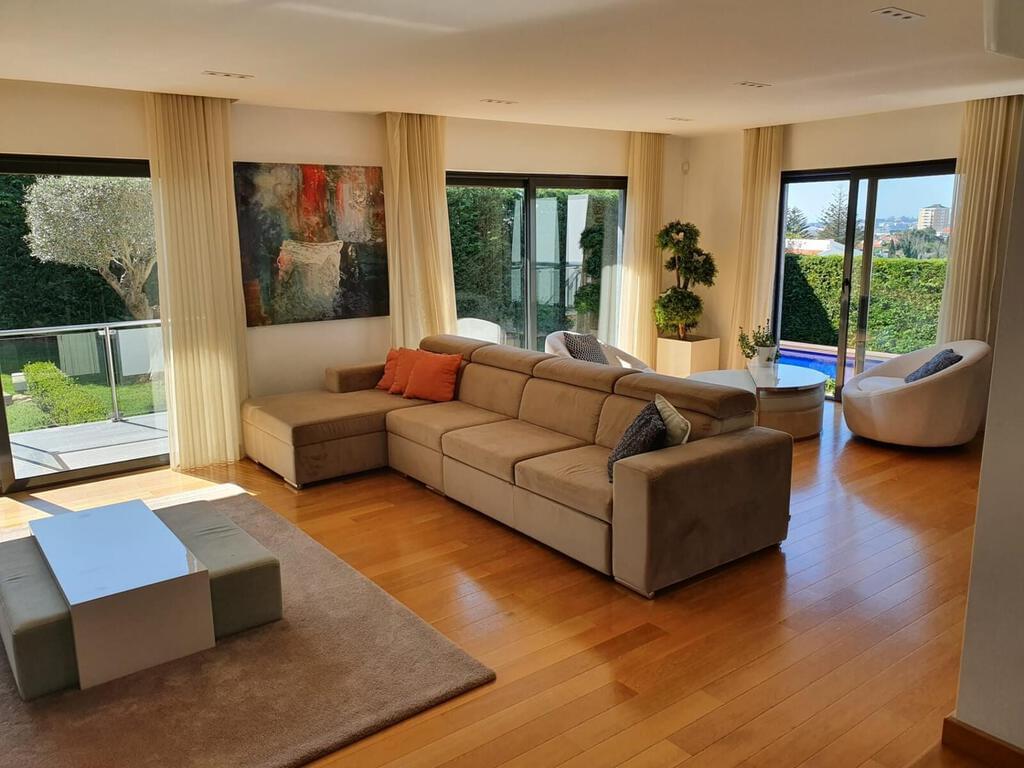 Moradia T4 na Parede