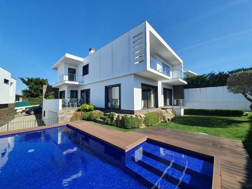 Moradia T4 na Parede