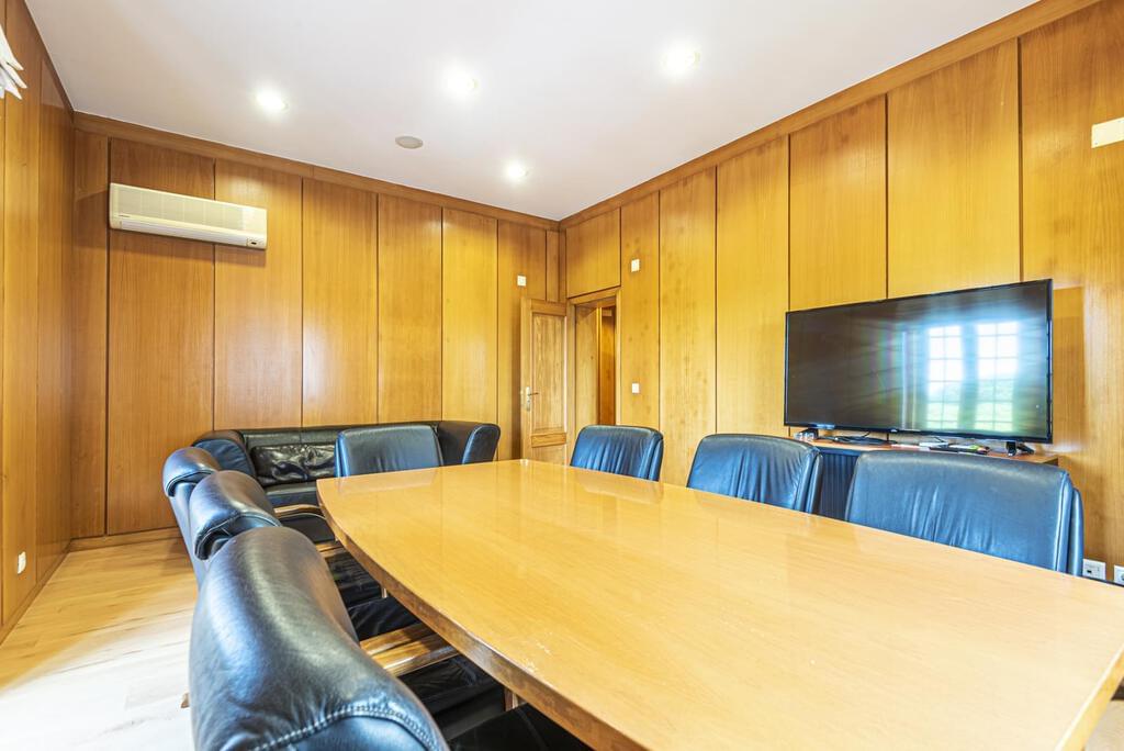 PF22802, Moradia T9, Cascais